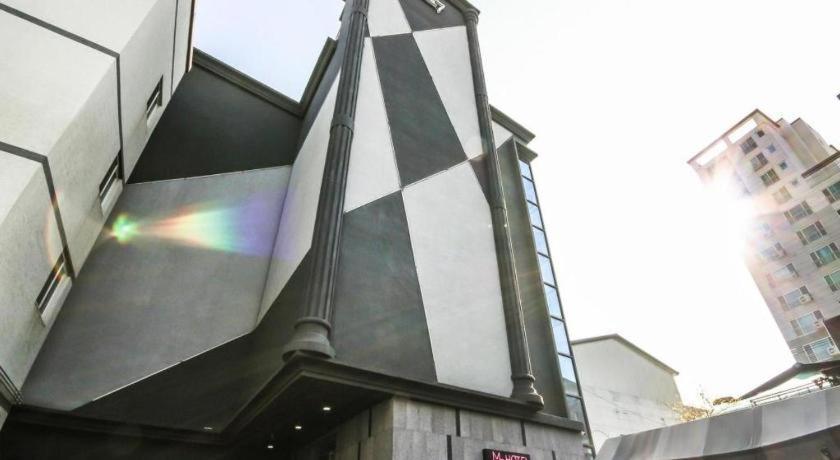 M7 Business Hotel Chilgok Exterior foto