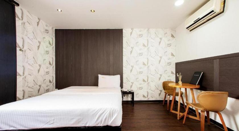 M7 Business Hotel Chilgok Exterior foto